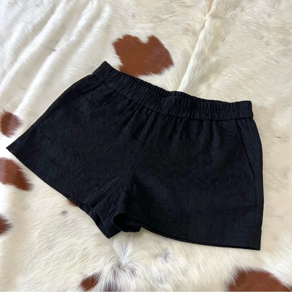 J Crew Floral Jacquard Black Shorts - Picture 4 of 12